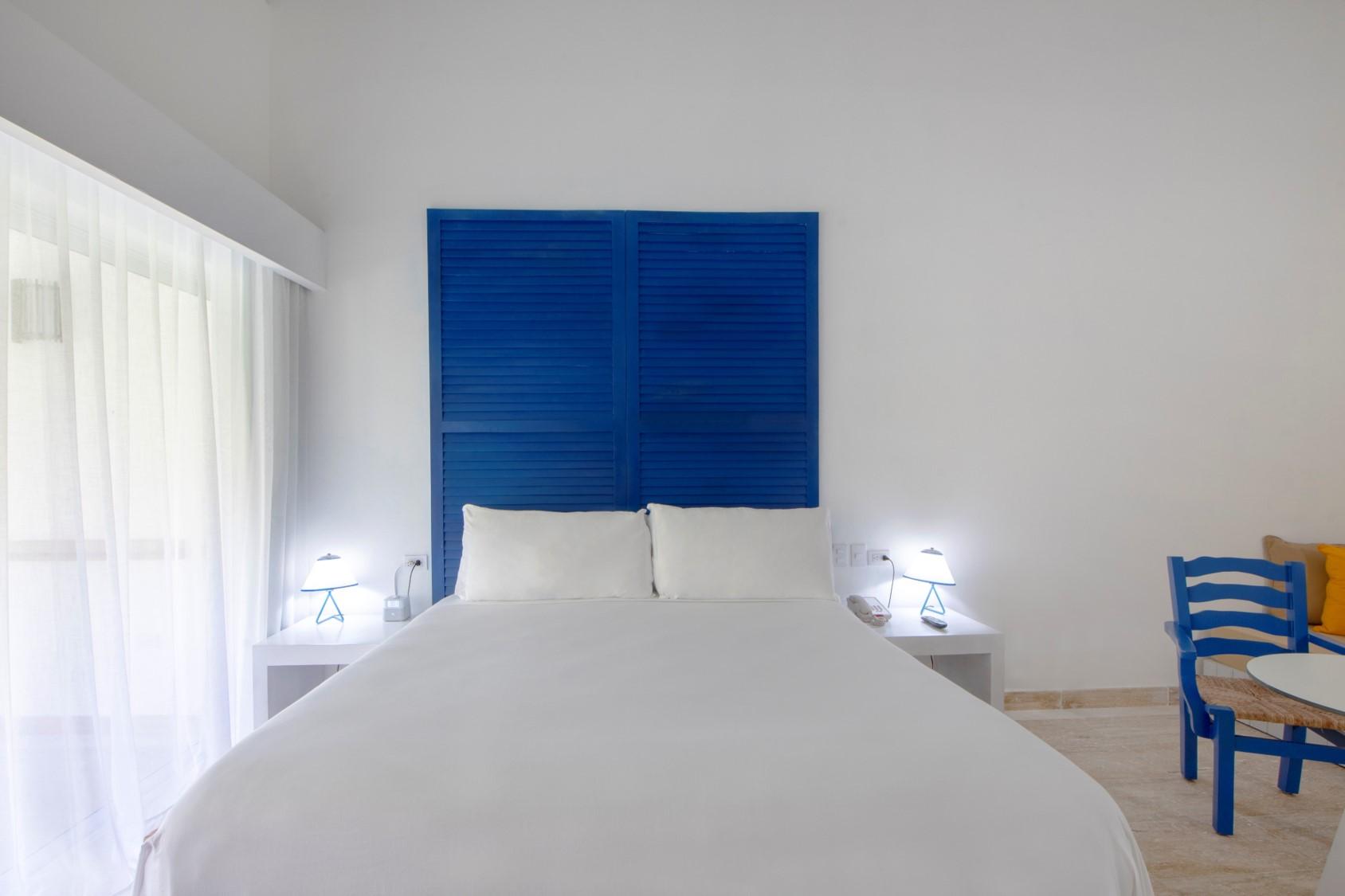 Viva V Samana By Wyndham, A Trademark Adults All Inclusive Las Terrenas Kültér fotó A bedroom at the hotel