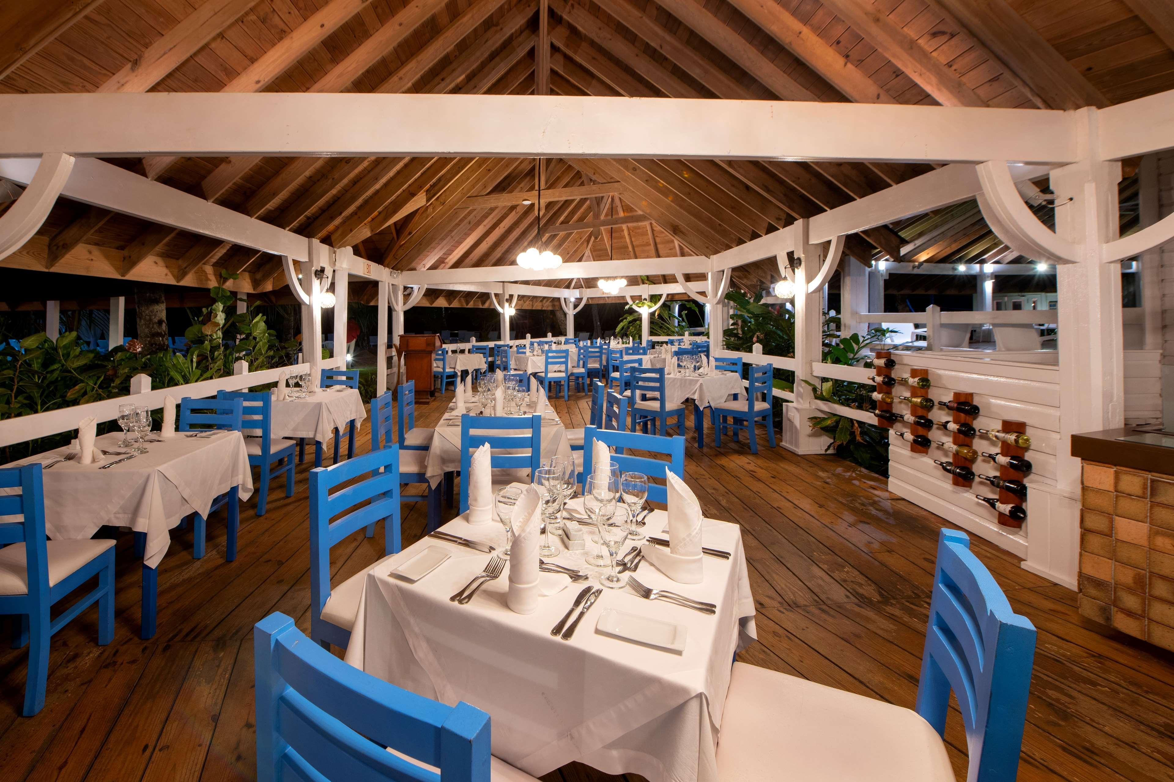 Viva V Samana By Wyndham, A Trademark Adults All Inclusive Las Terrenas Kültér fotó Restaurant at Sandals Halcyon Beach