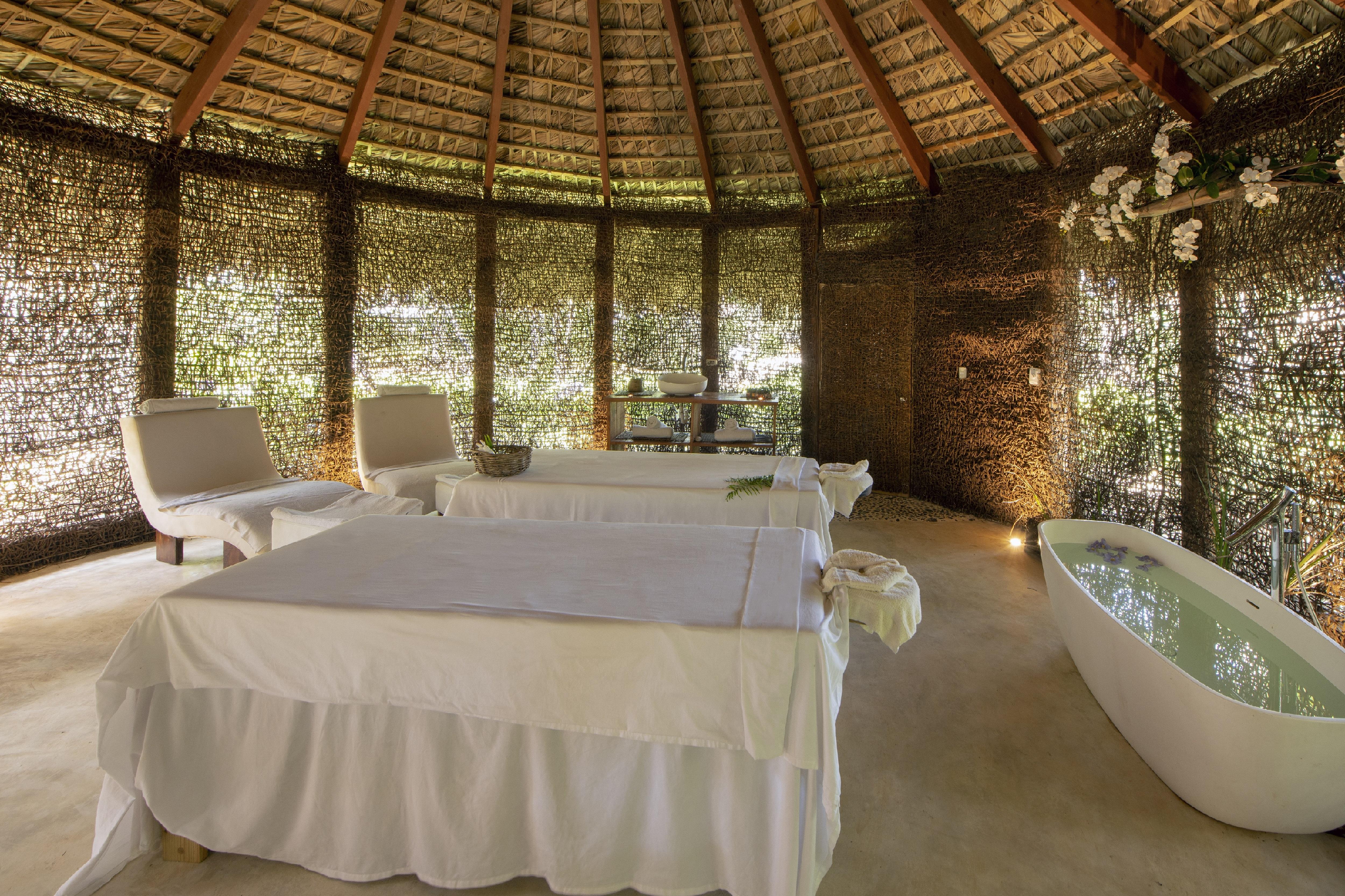 Viva V Samana By Wyndham, A Trademark Adults All Inclusive Las Terrenas Kültér fotó Spa at the resort