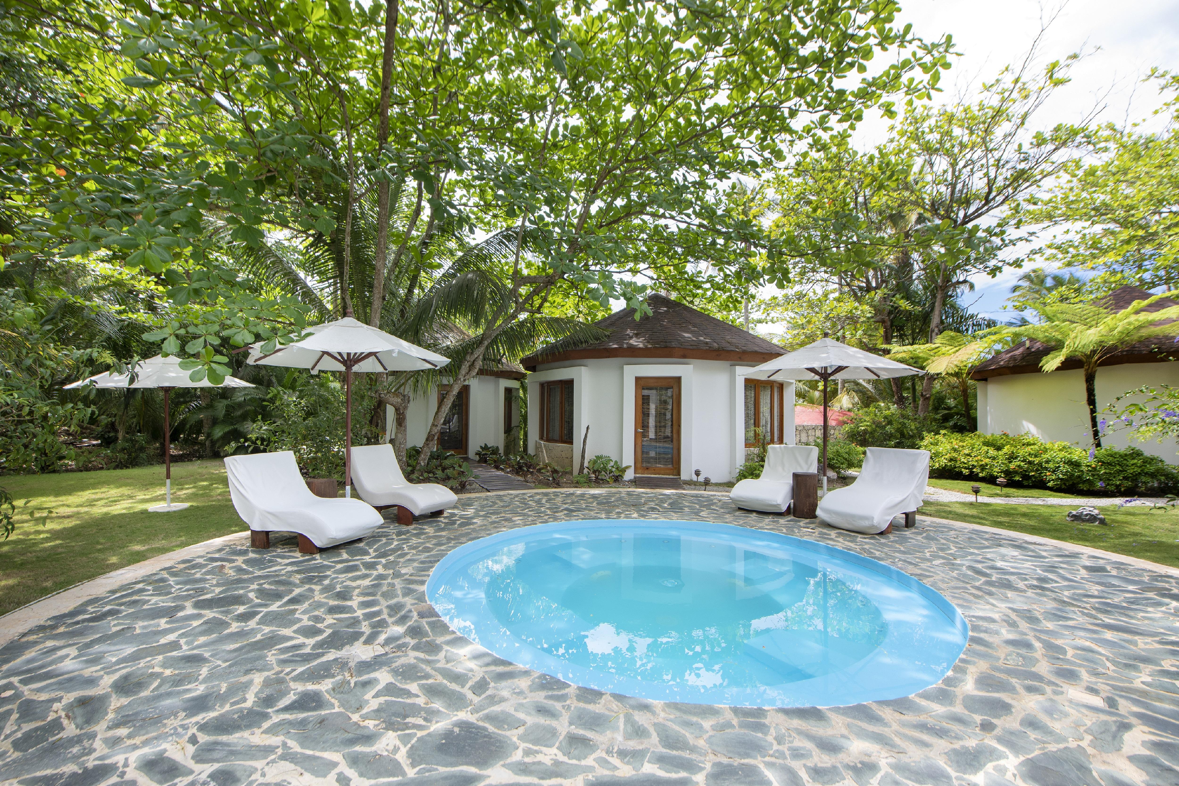 Viva V Samana By Wyndham, A Trademark Adults All Inclusive Las Terrenas Kültér fotó A pool at the resort