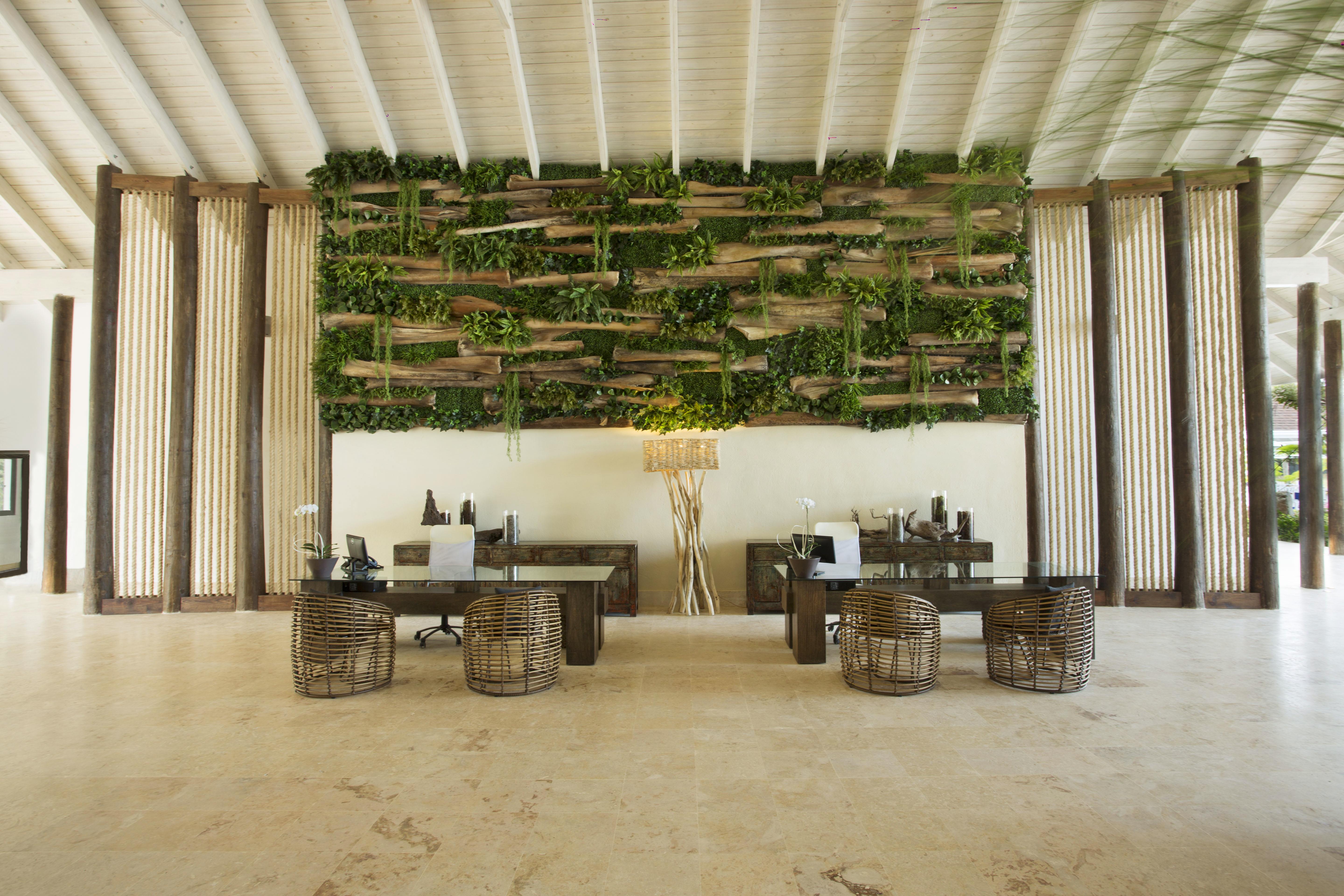 Viva V Samana By Wyndham, A Trademark Adults All Inclusive Las Terrenas Kültér fotó Living wall at the front desk of the hotel